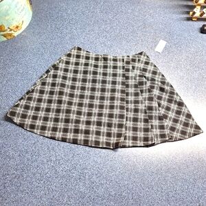 Evsie Front Pleated Plaid Skirt, XL13/14(child) RN#51783, NWT